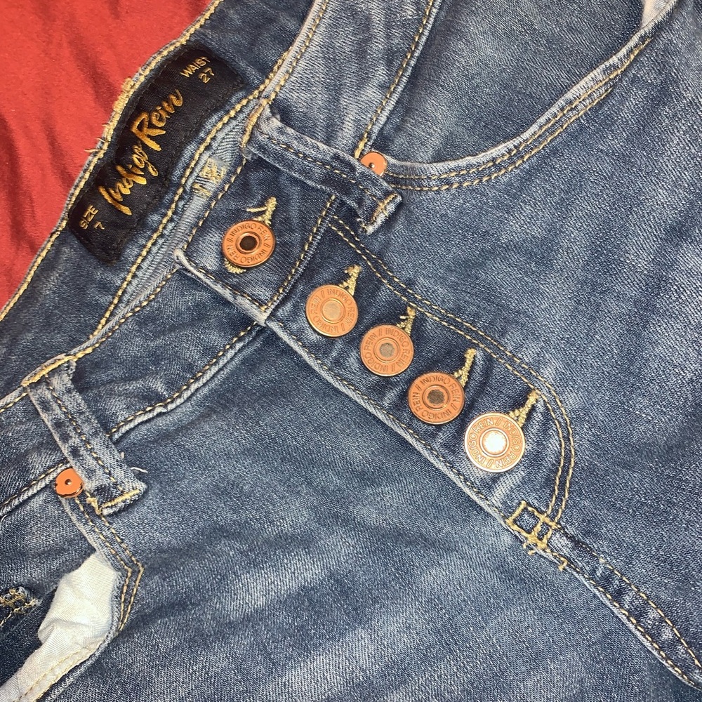Jean Shorts - Picture 4 of 4